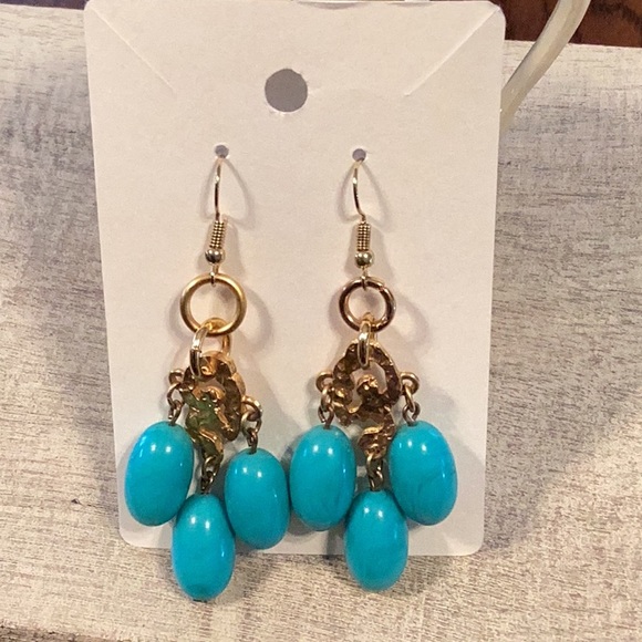 Vintage Upcycled Earrings - Picture 3 of 5